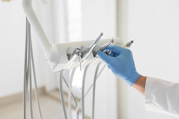 24/7 Emergency Teeth Whitening experts in Monson Center, MA